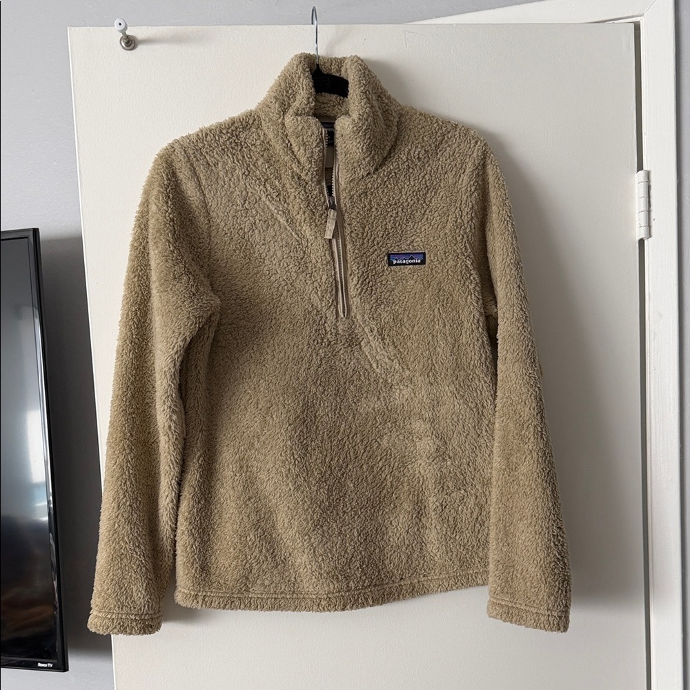 Patagonia Beige Fleece Jacket